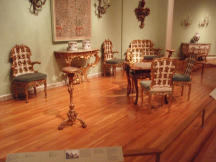Mittelalterliche Möbel im Metropolitan Museum of Art