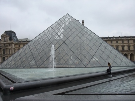 Louvre außen