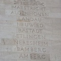 Inschrift am Triumphbogen