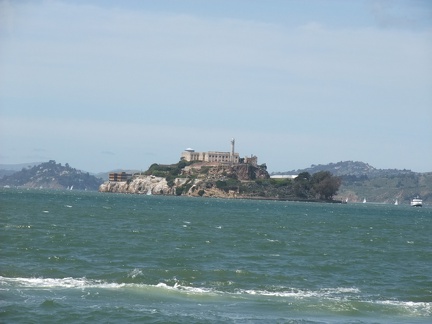 Blick auf Alcatraz von Pier 39